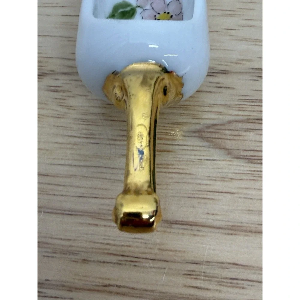 Vintage hand painted‎ porcelain salt scoop Floral Gold Handle #AA